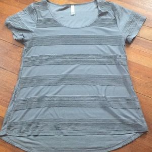 Women’s Lularoe Classic Tee